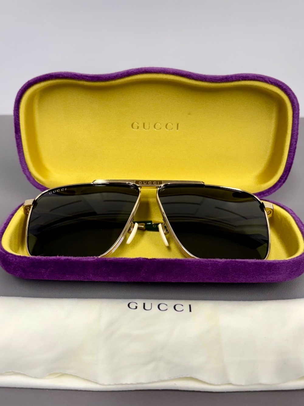 Gucci Square Aviator Sunglasses for Men Gold/Green